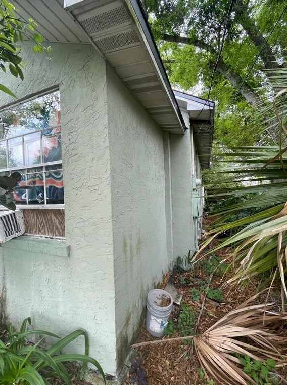 824 Mulberry St, Daytona Beach FL 32114-2172 exterior