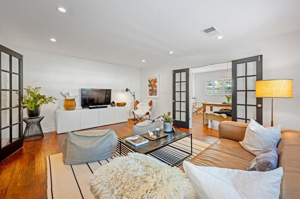 2498 Whitehall Cir, Winter Park FL  32792-4771 exterior