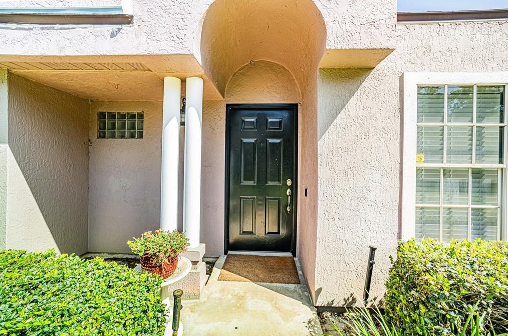 248 Wimbledon Cir, Lake Mary FL 32746-5012 exterior