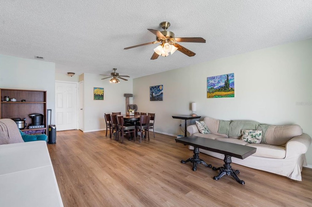 205 Dorchester Sq, Lake Mary FL  32746-4216 exterior