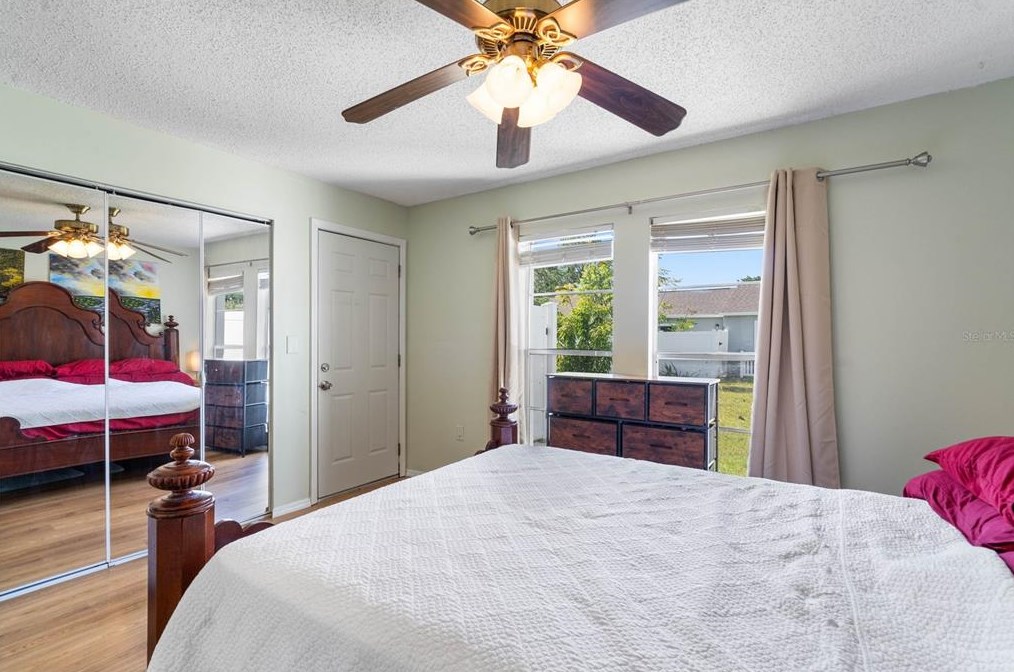 205 Dorchester Sq, Lake Mary FL  32746-4216 exterior