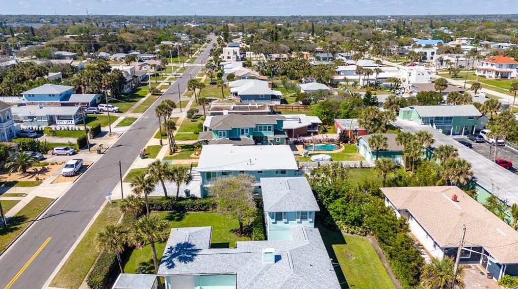 441 Seaview Ave, Daytona Beach FL  32118-3431 exterior