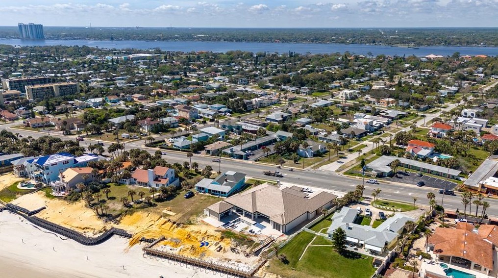441 Seaview Ave, Daytona Beach FL  32118-3431 exterior