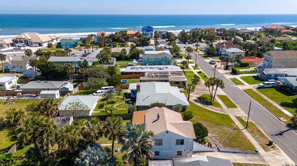 441 Seaview Ave, Daytona Beach FL  32118-3431 exterior