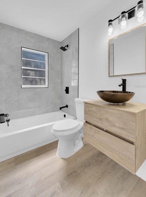 7312 Anstead Cir, Orlando FL 32810-3222 exterior