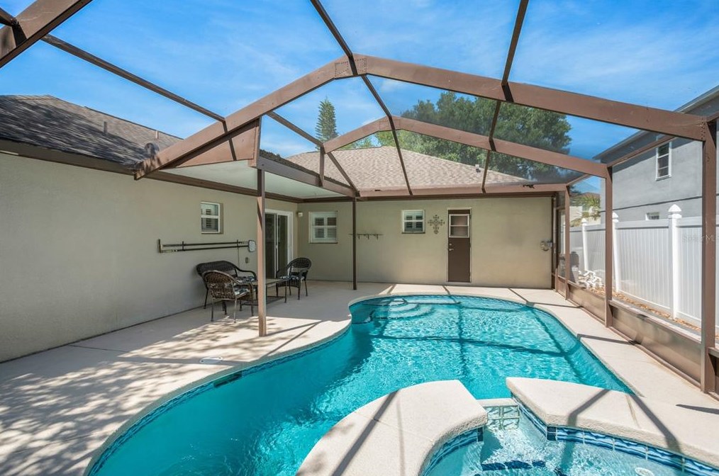 246 Vervain Ave, Davenport FL  33837-9108 exterior