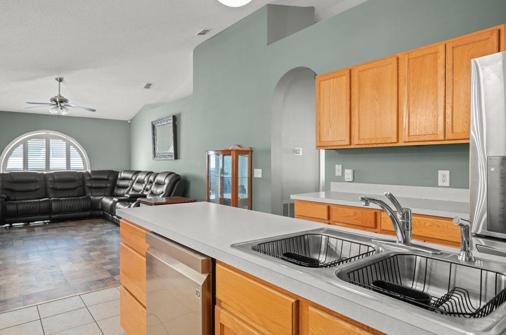 246 Vervain Ave, Davenport FL  33837-9108 exterior