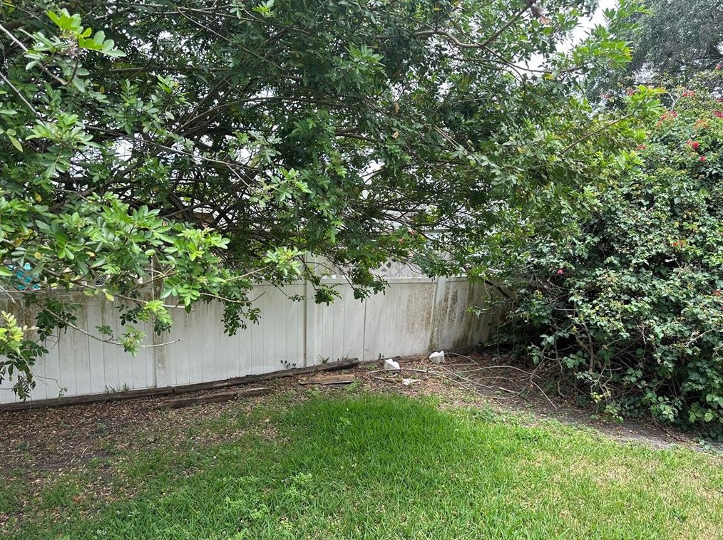 2105 Messina Ave, Orlando FL 32811-5534 exterior