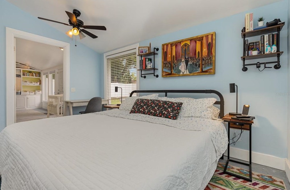 2422 Musselwhite Ave, Orlando FL  32804-5014 exterior