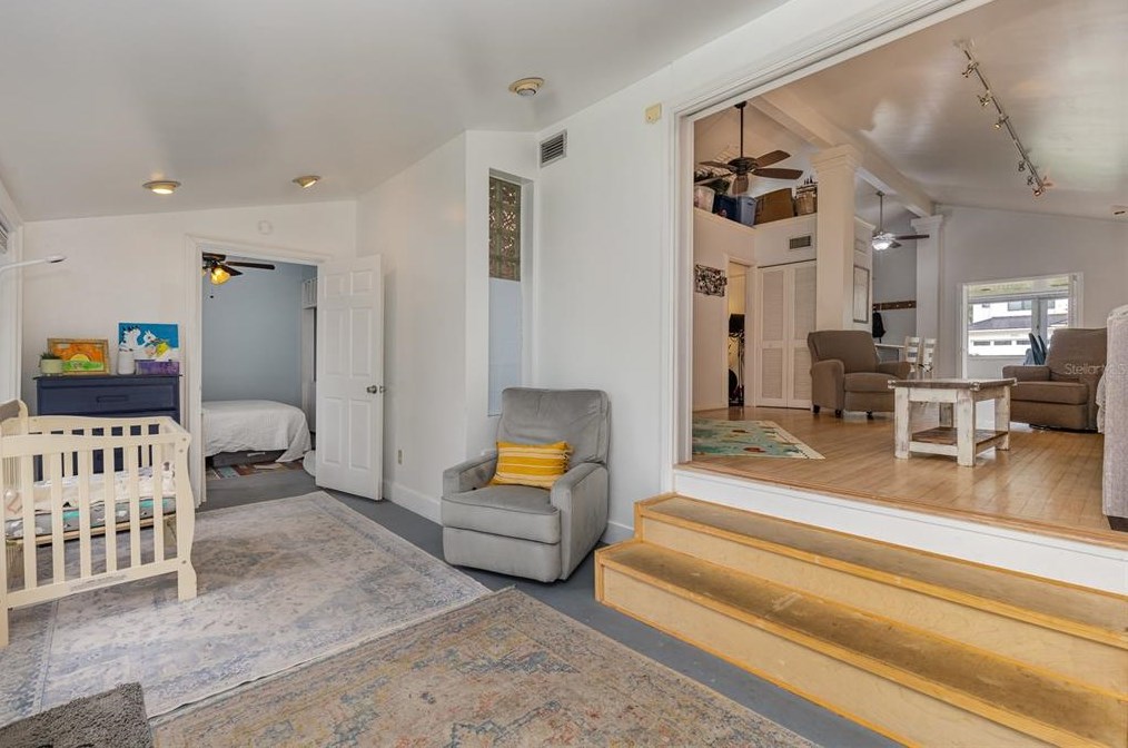 2422 Musselwhite Ave, Orlando FL  32804-5014 exterior