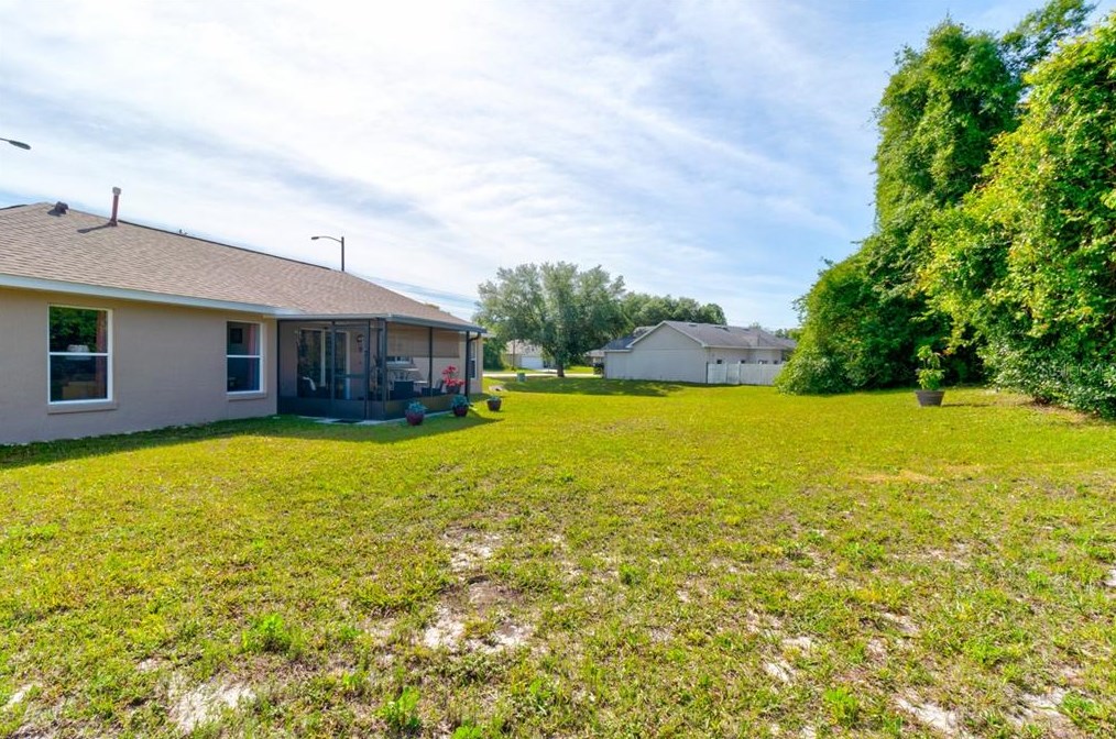 2142 Normandy Blvd, Deltona FL  32725-2612 exterior