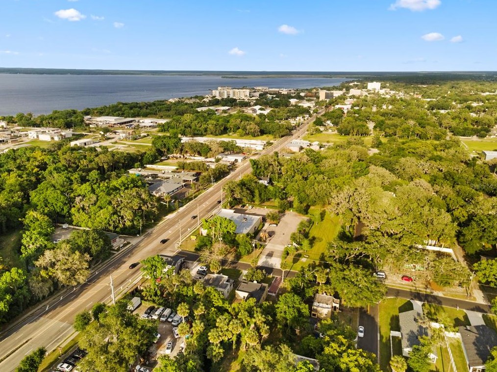 112 Avocado, Sanford FL  32771-2353 exterior