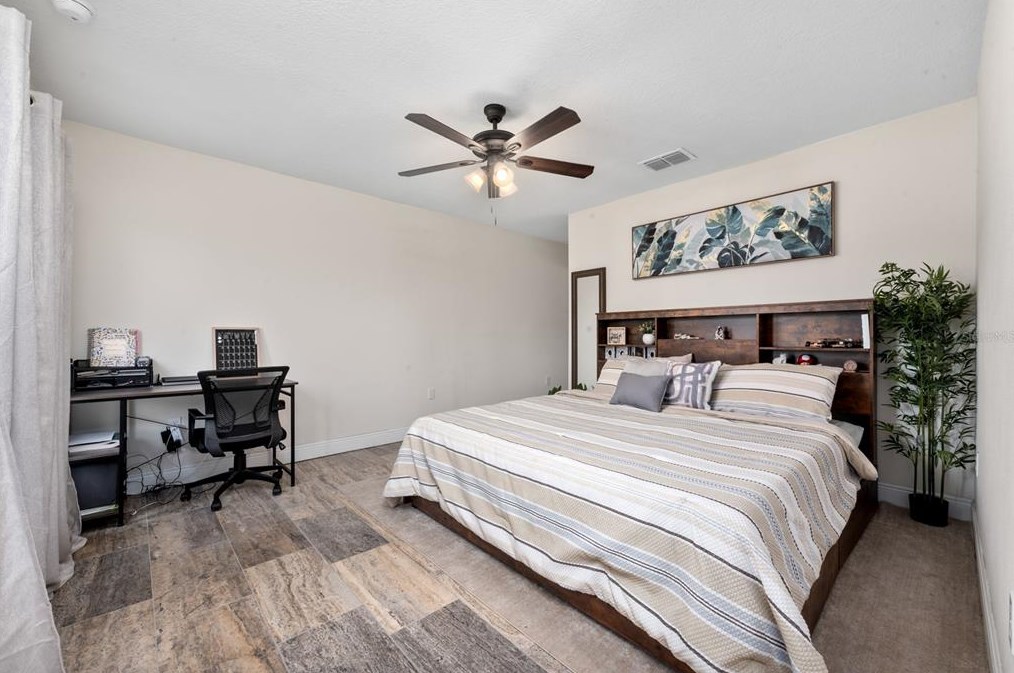 1332 Highland Ave, Apopka FL  32703-0071 exterior