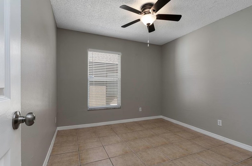 4208 Boca Woods Dr, Orlando FL  32826-2610 exterior