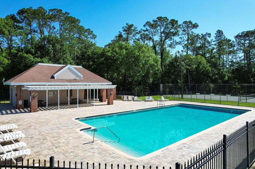 4208 Boca Woods Dr, Orlando FL  32826-2610 exterior