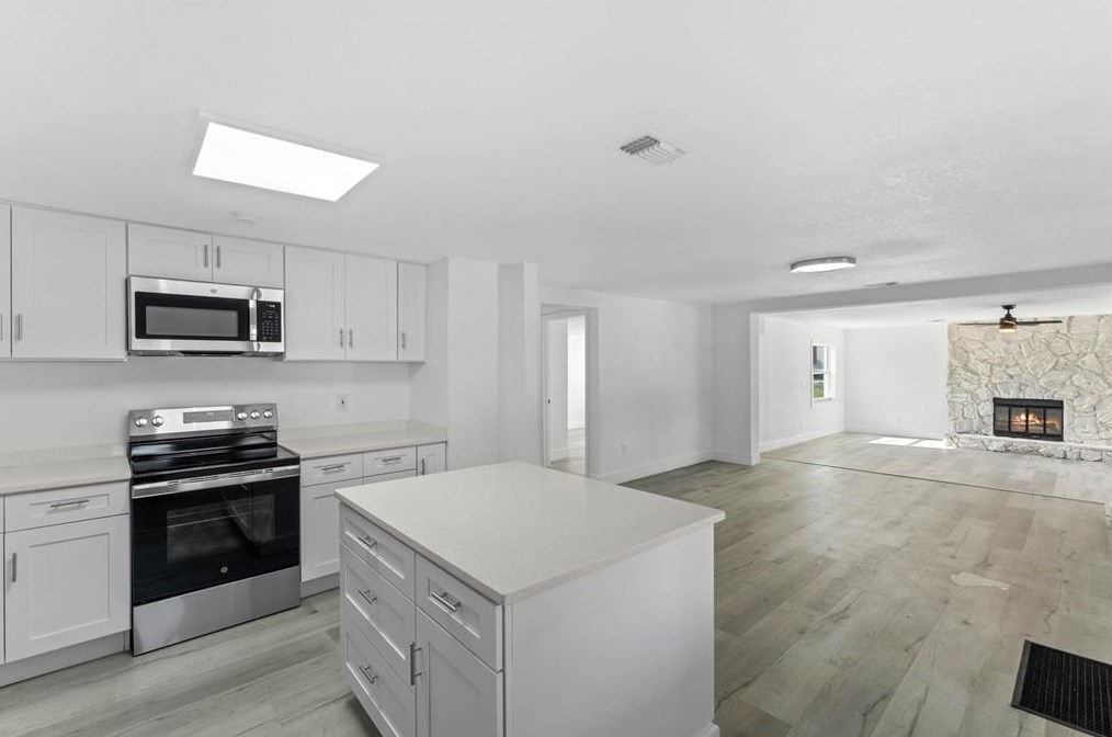 4626 Goddard Ave, Orlando FL  32804-1140 exterior