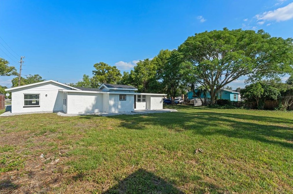 4626 Goddard Ave, Orlando FL  32804-1140 exterior