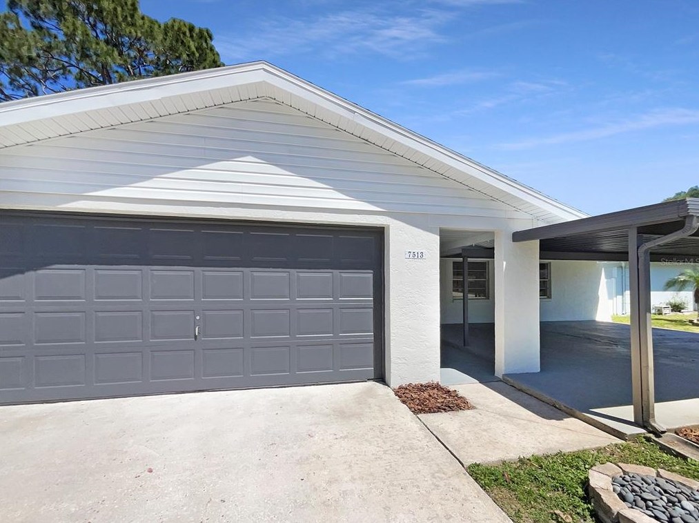 7513 Armand Cir, Tampa FL 33634-2901 exterior