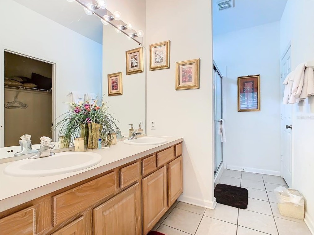 7722 Teascone Blvd, Kissimmee FL 34747-2185 exterior