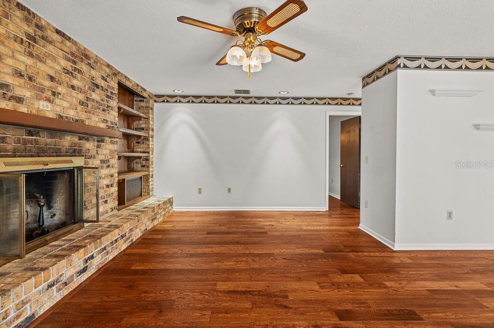 526 Parkwood Ct, Altamonte Springs FL 32714 exterior