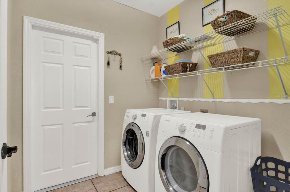 3844 Gulf Shore Cir, Kissimmee FL  34746-1818 exterior