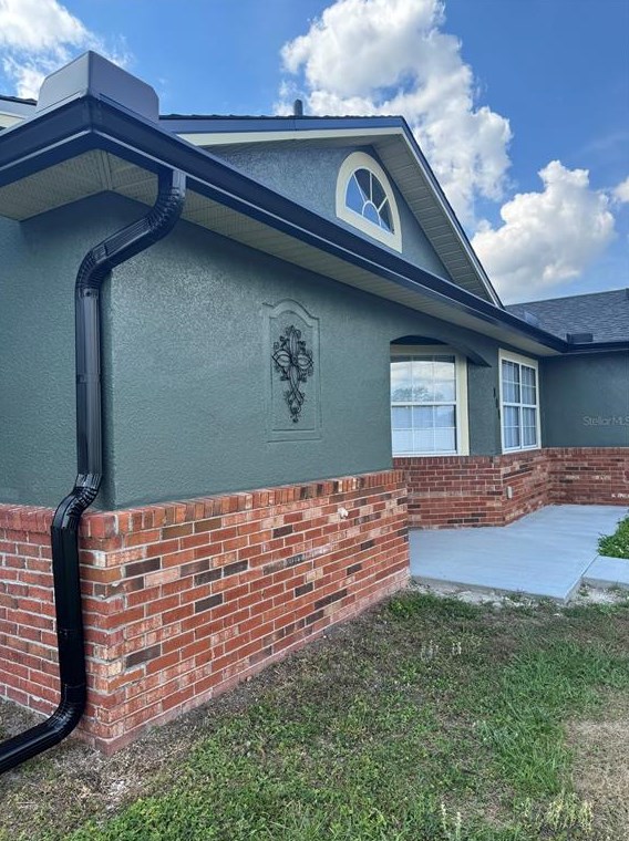 808 Alexander Ave, Deltona FL  32725-7202 exterior