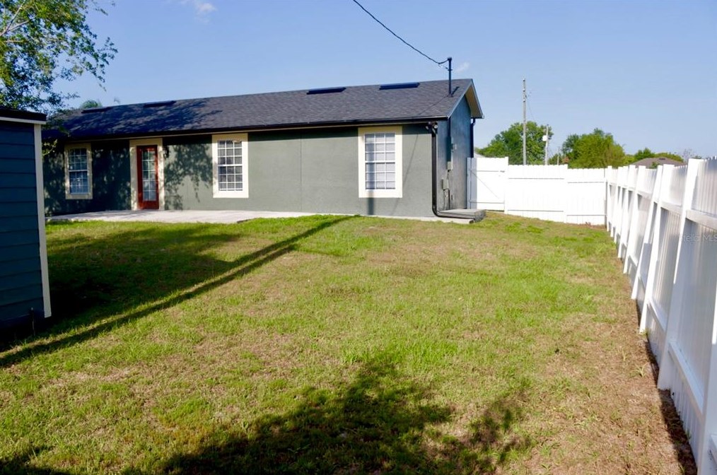 808 Alexander Ave, Deltona FL  32725-7202 exterior