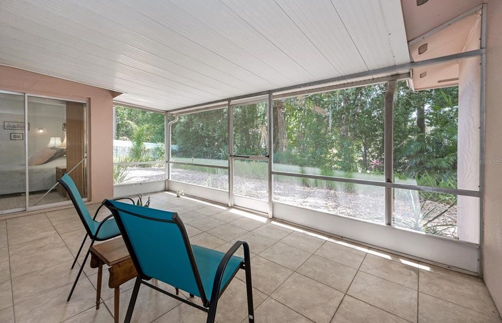 111 Eastern Frk, Longwood FL  32750-2781 exterior