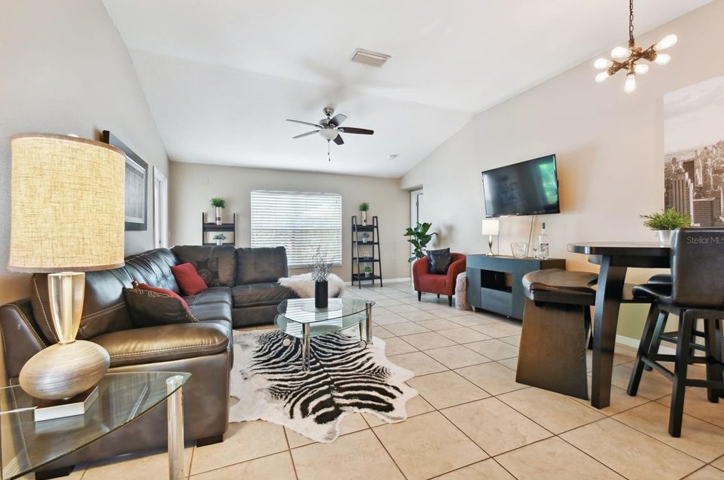 2107 Colville Chase Dr, Ruskin FL  33570-6306 exterior