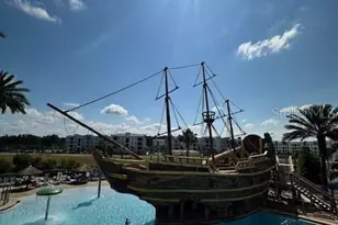 8101 Resort Village Dr, Orlando, FL 32821 - Photo 23