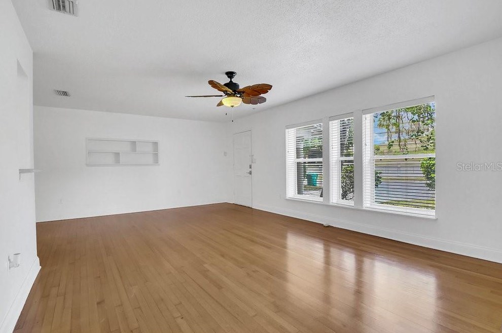 1212 Anderson St, Orlando FL 32805-2553 exterior