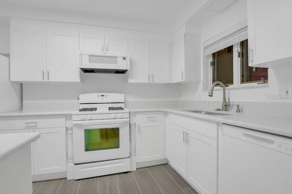 1212 Anderson St, Orlando FL 32805-2553 exterior