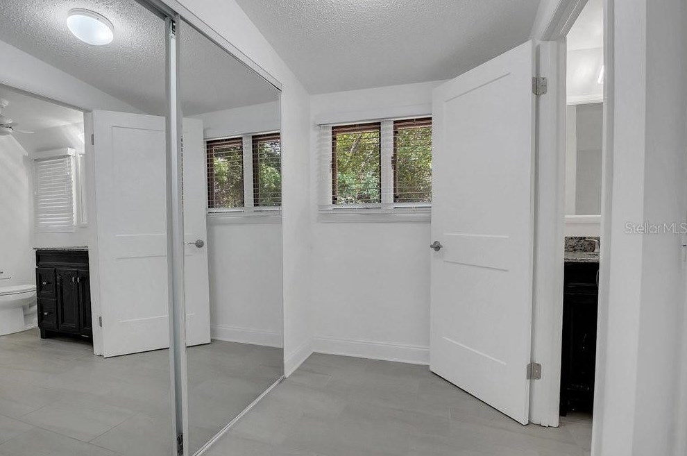 1212 Anderson St, Orlando FL 32805-2553 exterior