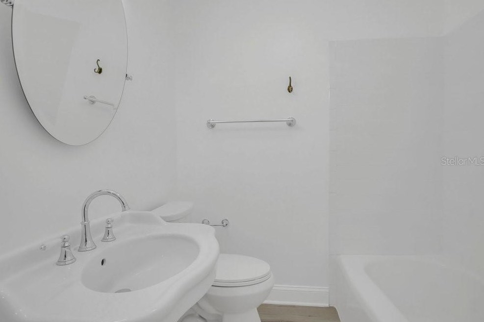 1212 Anderson St, Orlando FL 32805-2553 exterior