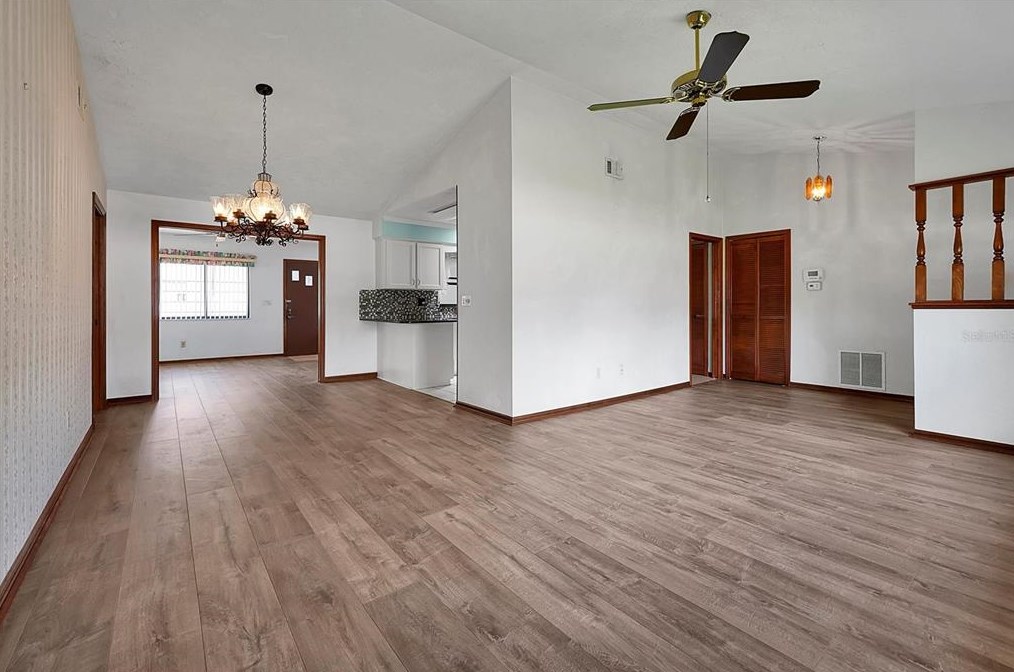 1333 Clayton Dr, Deltona FL  32725-7453 exterior