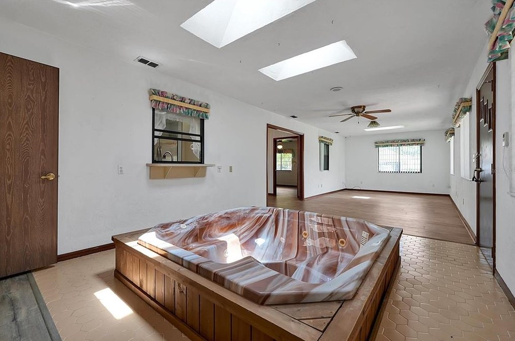 1333 Clayton Dr, Deltona FL  32725-7453 exterior