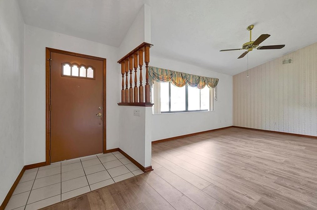 1333 Clayton Dr, Deltona FL  32725-7453 exterior