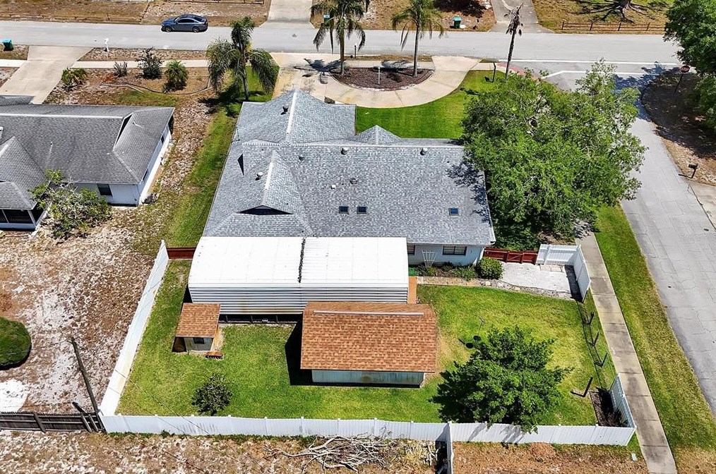 1333 Clayton Dr, Deltona FL  32725-7453 exterior