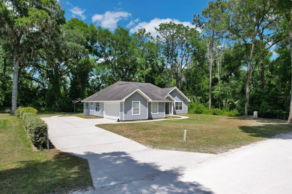 3479 147th Ln, Summerfield FL  34491-3973 exterior