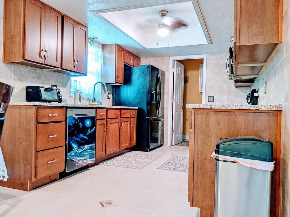 42 Lantana Dr, De Bary FL  32713-2449 exterior