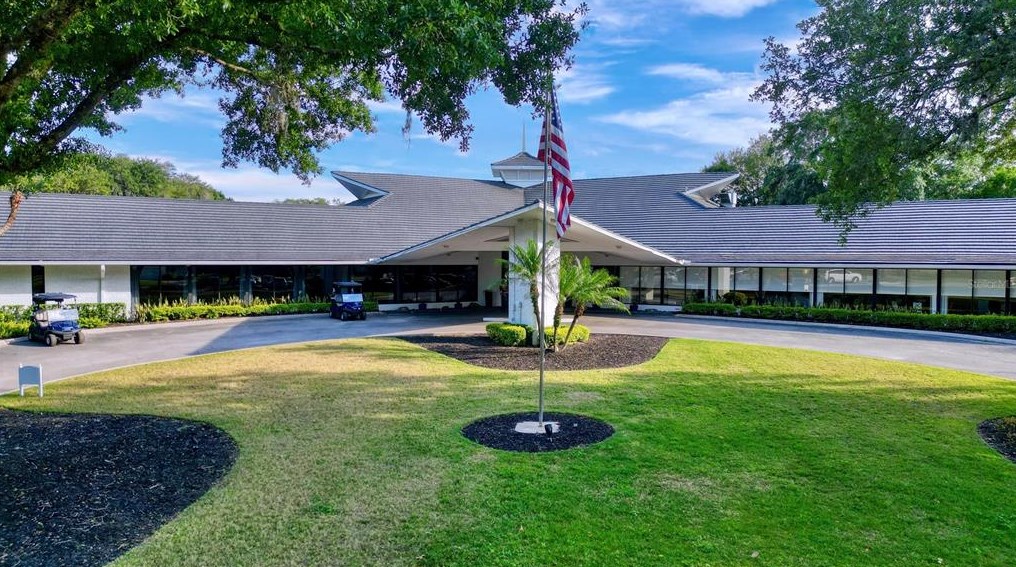 1308 Pinar Dr, Orlando FL  32825-7823 exterior