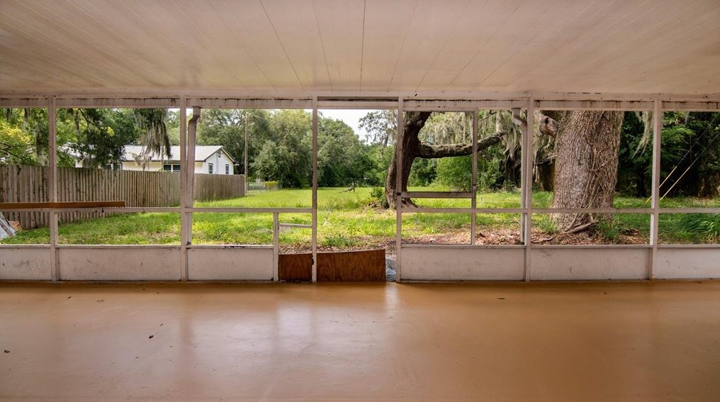 7125 Clarcona Ocoee Rd, Orlando FL 32818-1227 exterior