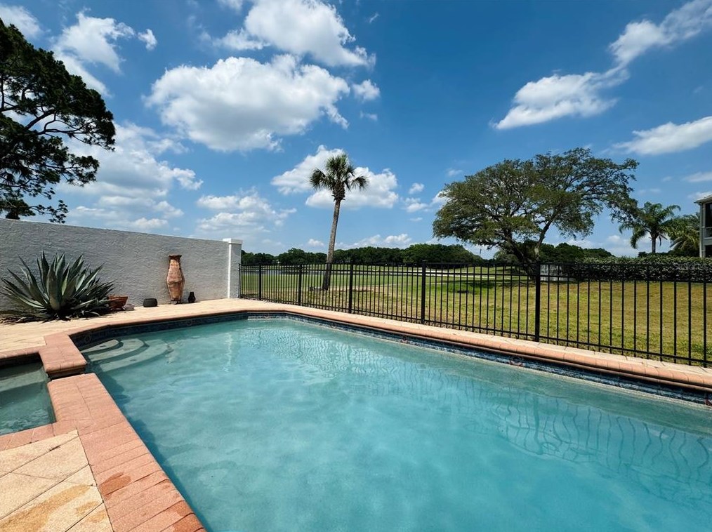 509 Devon Pl, Lake Mary FL  32746-5001 exterior