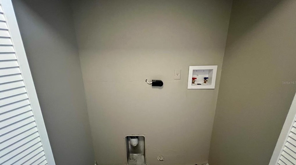 112 Dahlia Village Cir, Orlando FL 32807-3204 exterior