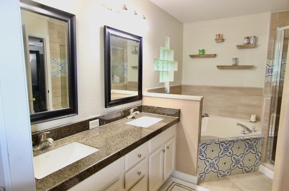 2482 Cliffdale St, Ocoee FL  34761-4771 exterior