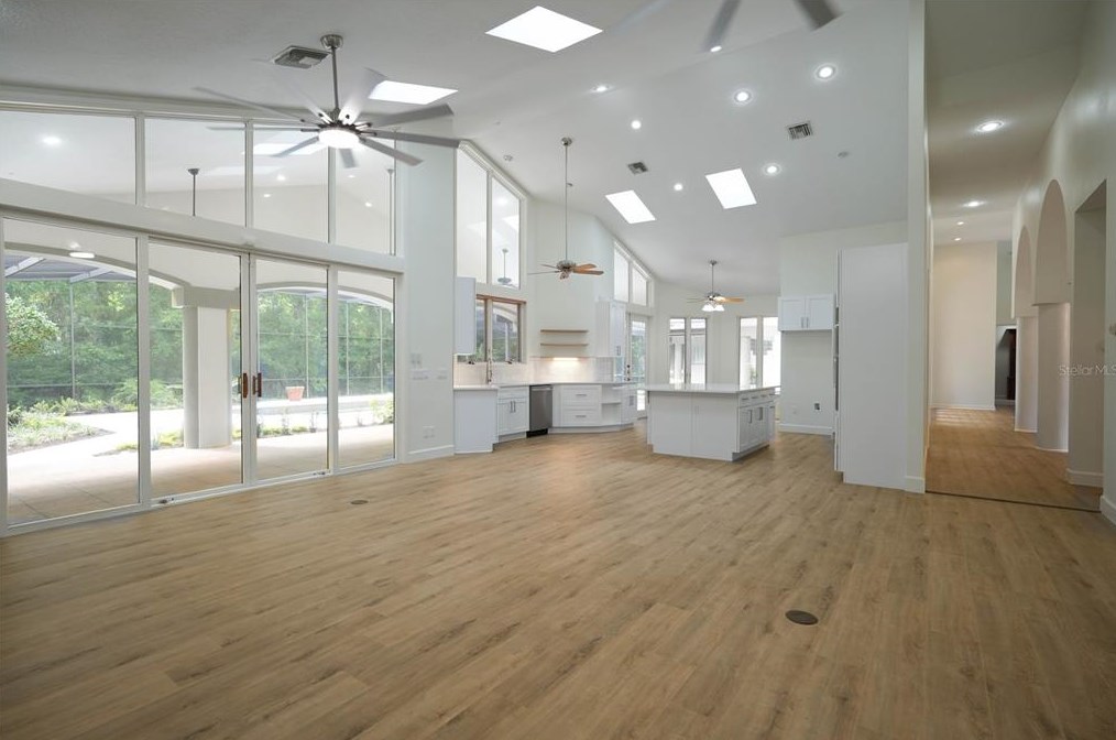 2062 Hutton Pt, Longwood FL  32779-2855 exterior