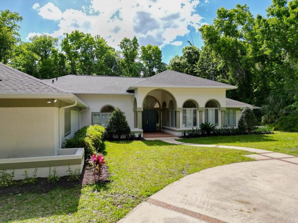 2062 Hutton Pt, Longwood FL  exterior