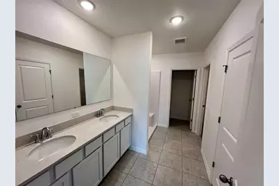 2747 San Marco Way, Winter Haven, FL 33884 - Photo 15