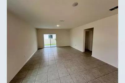 2747 San Marco Way, Winter Haven, FL 33884 - Photo 9