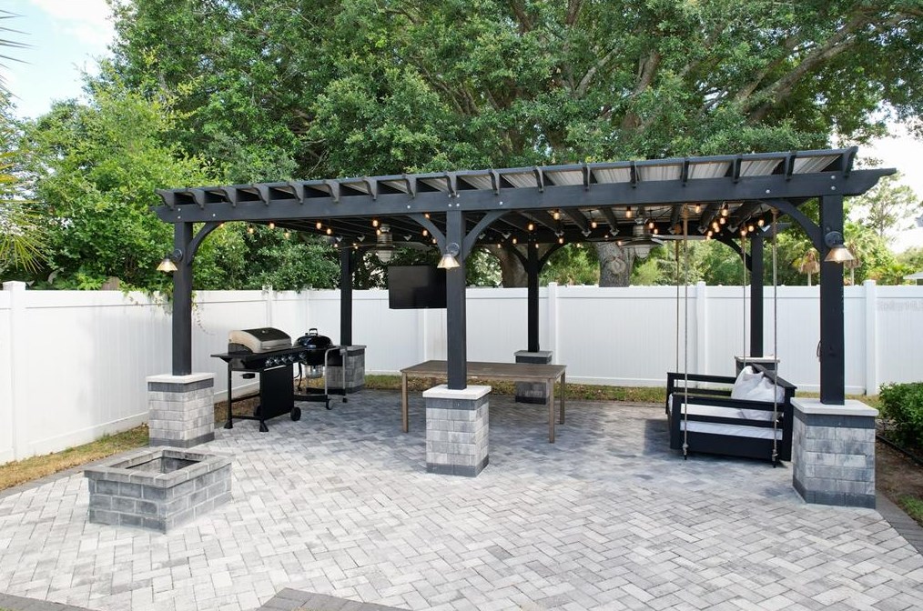 2715 Snow Goose Ln, Lake Mary FL  32746-7411 exterior